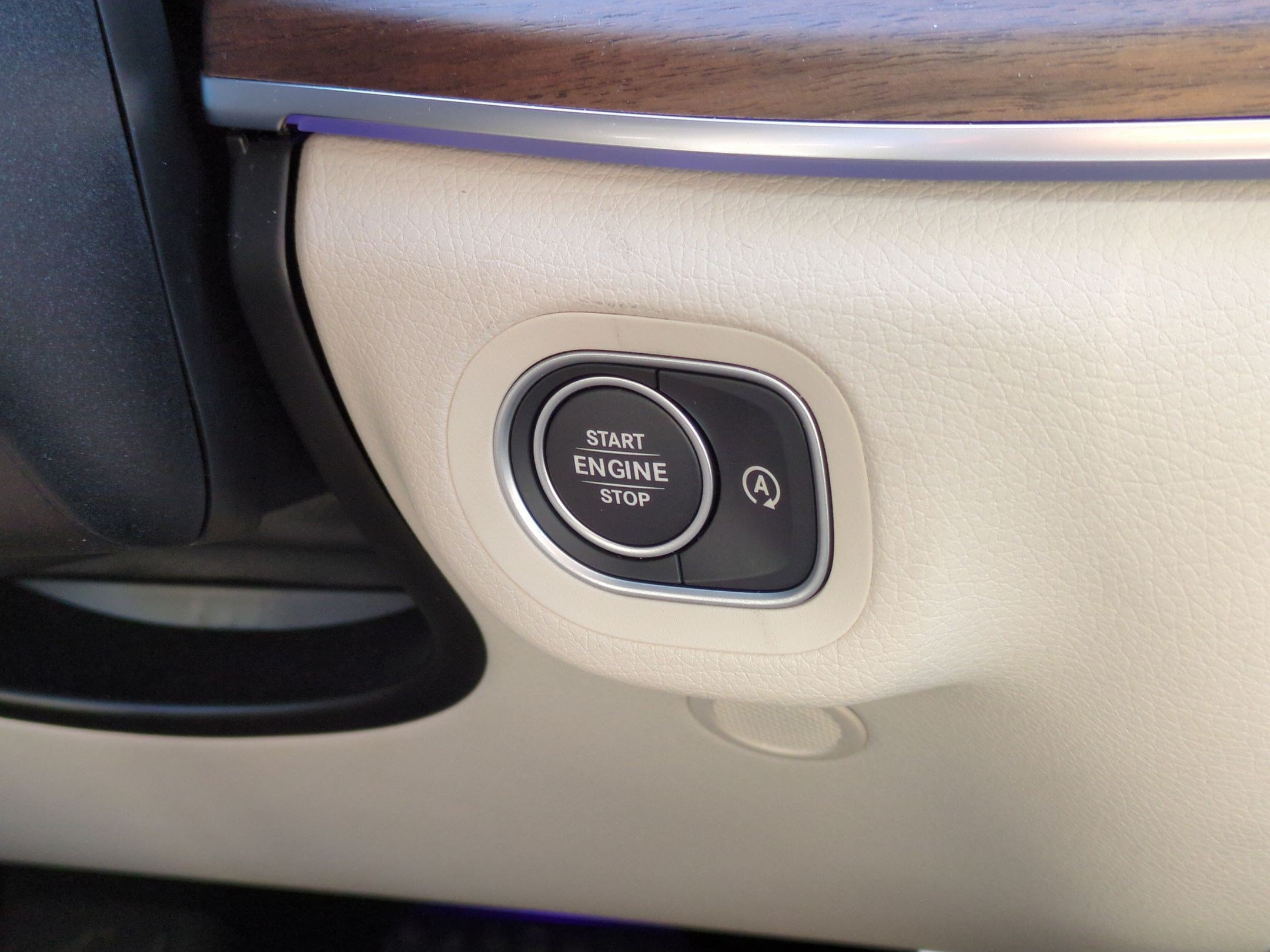 Certified 2025 Mercedes-Benz GLS 450 4MATIC image 28