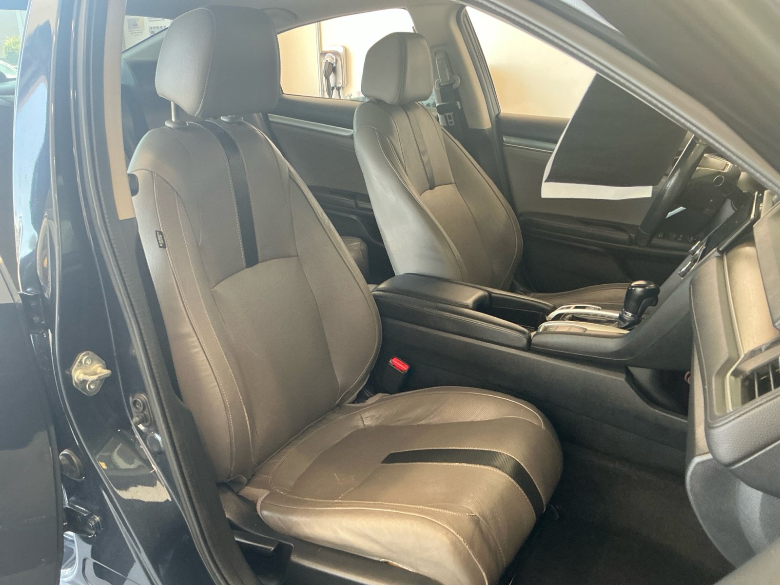 Used 2016 Honda Civic EX-L image 19