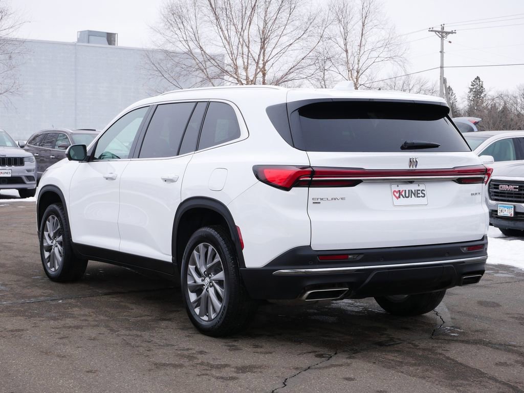 Used 2025 Buick Enclave Preferred image 5