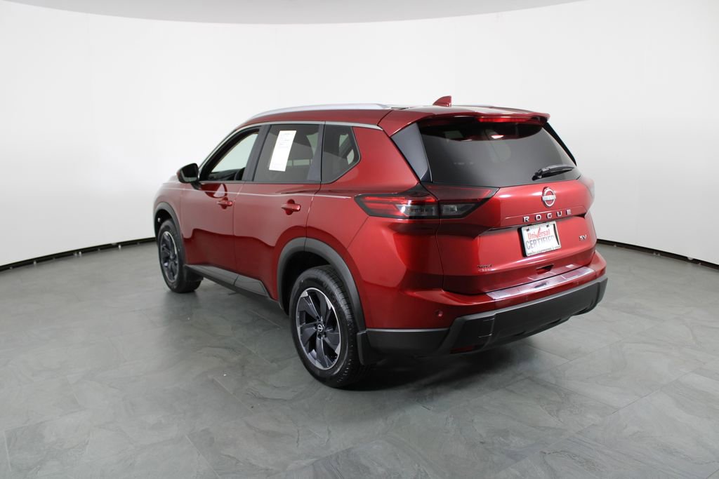Certified 2024 Nissan Rogue SV w/ SV Premium Package image 4