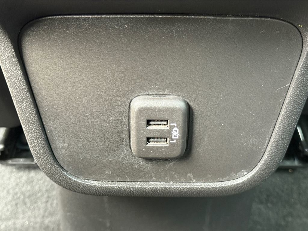 Used 2023 Chevrolet Equinox LS w/ LS Convenience Package FWD image 26
