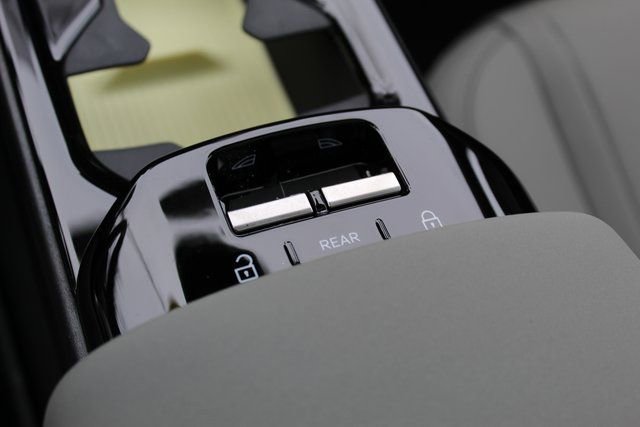 New 2026 Volvo EX30 Cross Country Ultra w/ Protection Package Premier AWD/4WD image 21