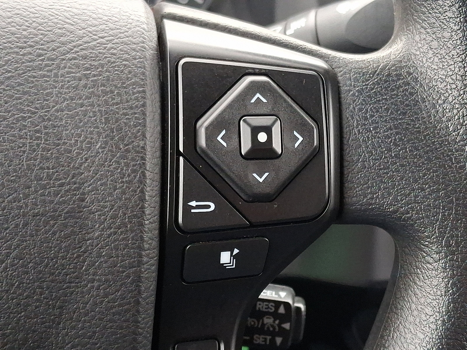 Used 2022 Toyota Tacoma 4x4 Double Cab image 21