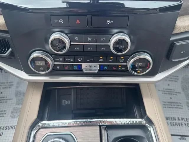 Used 2024 Ford Expedition Limited AWD/4WD image 28