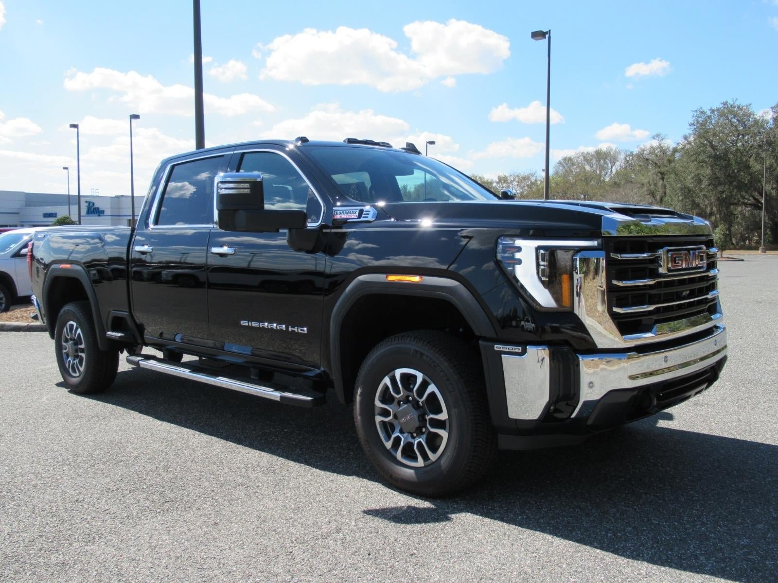 New 2026 GMC Sierra 2500 SLT w/ SLT Premium Package AWD/4WD image 1