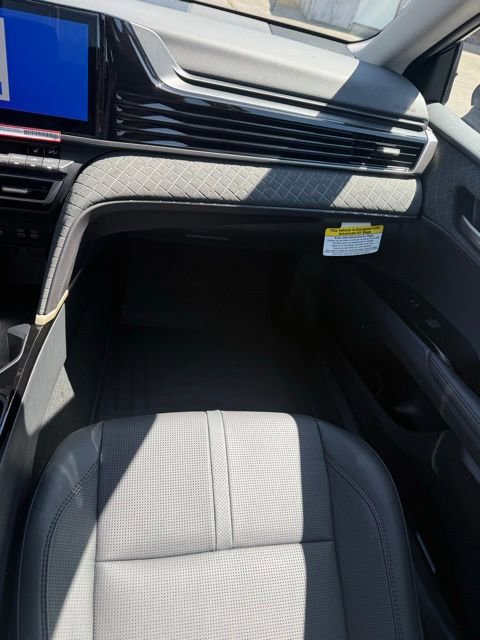 New 2026 Toyota Camry XLE AWD/4WD image 32