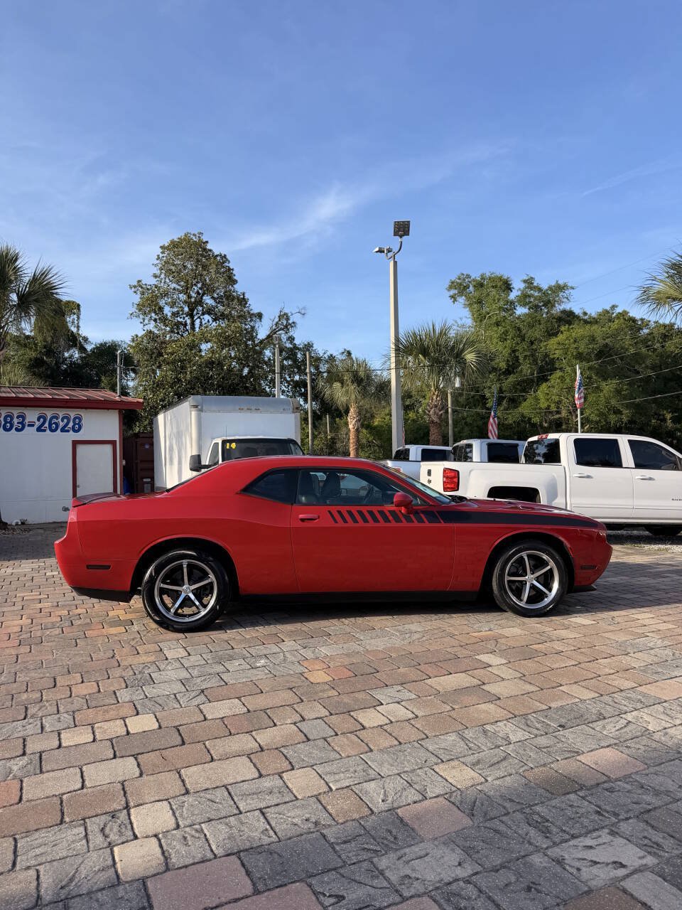 Used 2012 Dodge Challenger SXT Plus RWD image 6