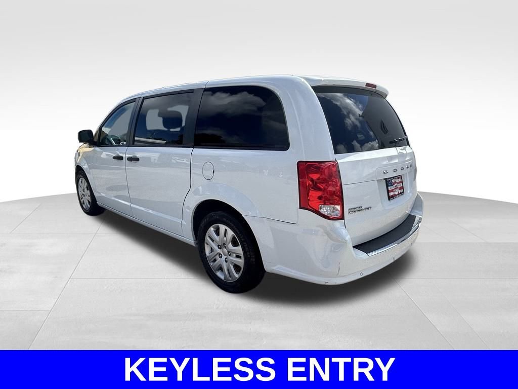 Used 2020 Dodge Grand Caravan SE w/ Rear Park Assist Package image 6