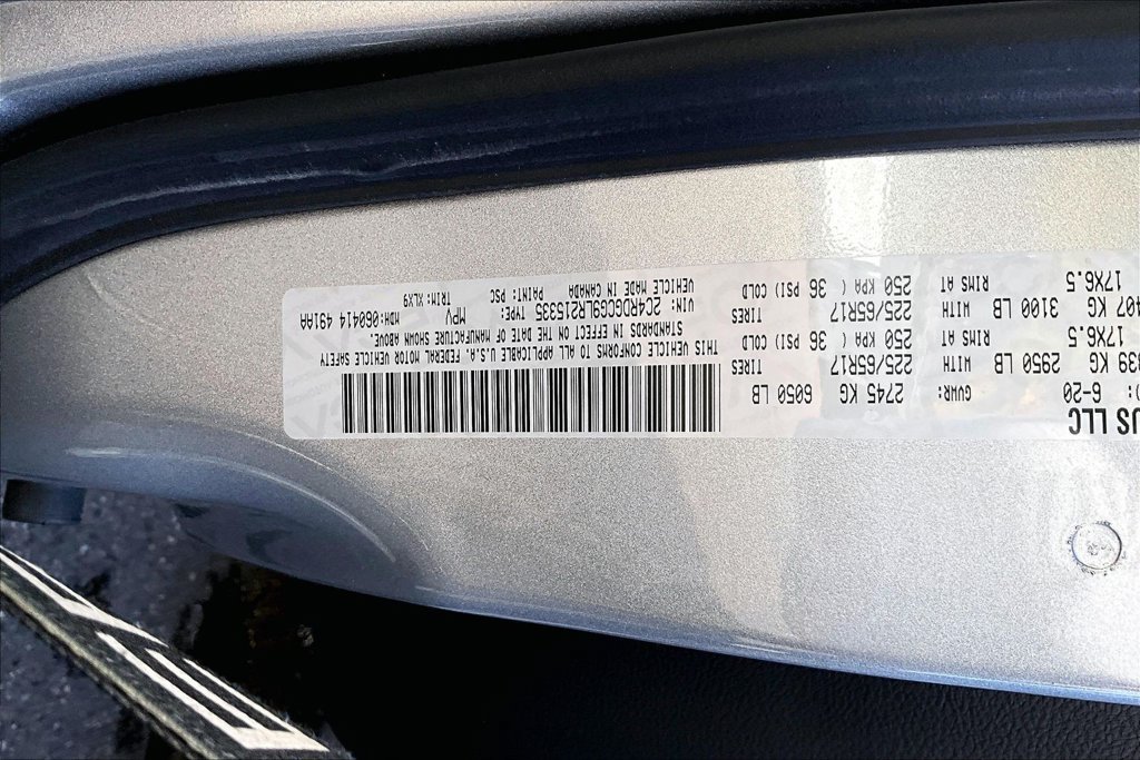 Used 2020 Dodge Grand Caravan SXT w/ Driver Convenience Group FWD image 18