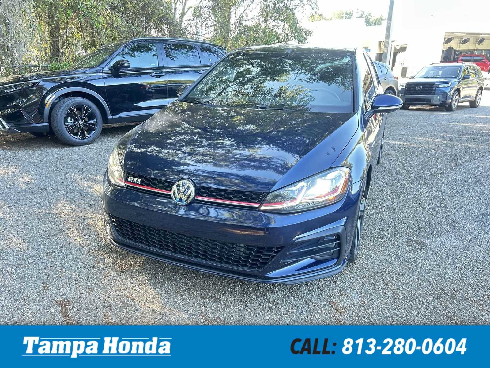 Used 2018 Volkswagen GTI SE FWD image 1