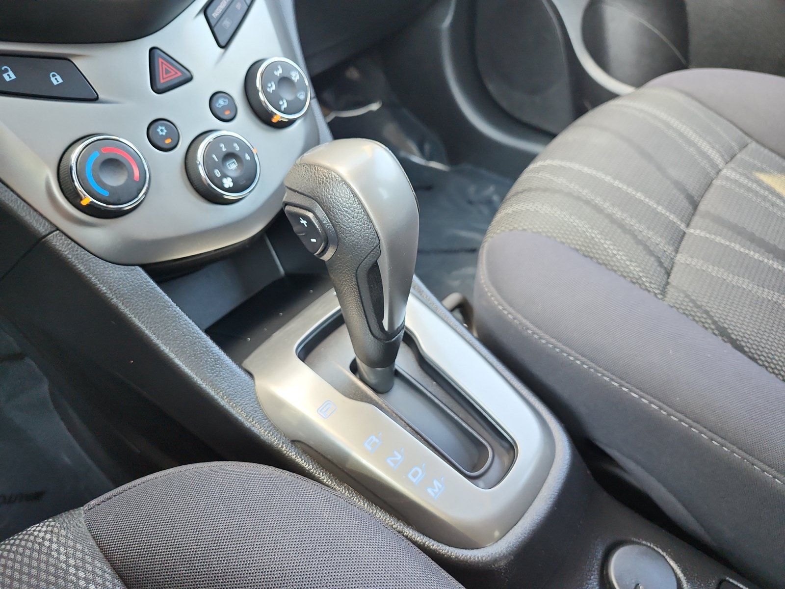 Used 2015 Chevrolet Sonic LT w/ Fun and Sun Package FWD image 19