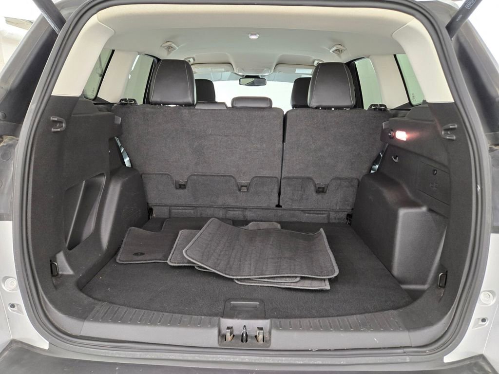 Used 2019 Ford Escape SEL FWD image 19