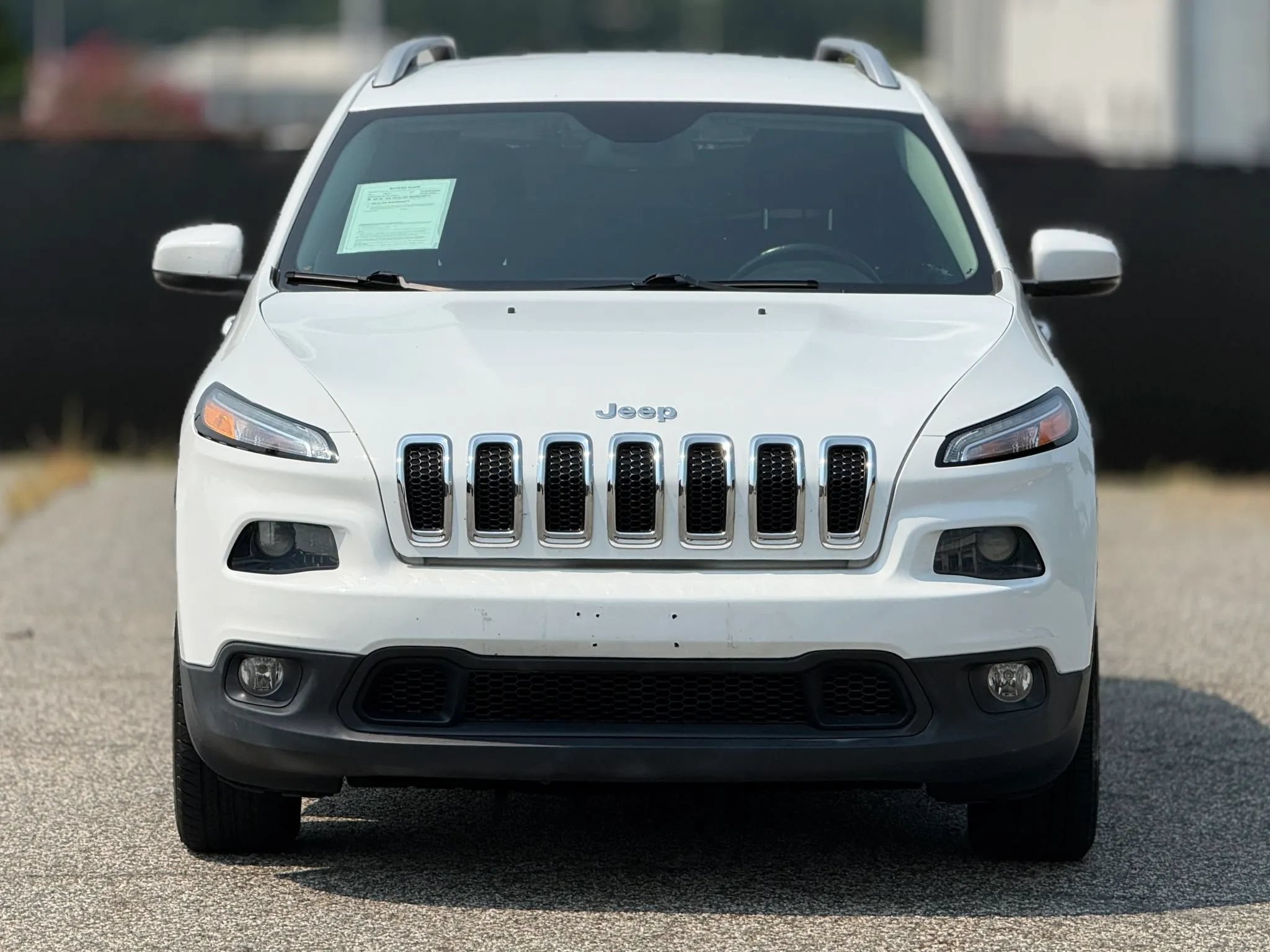 Used 2017 Jeep Cherokee Latitude w/ Safety/Convenience Group AWD/4WD image 5