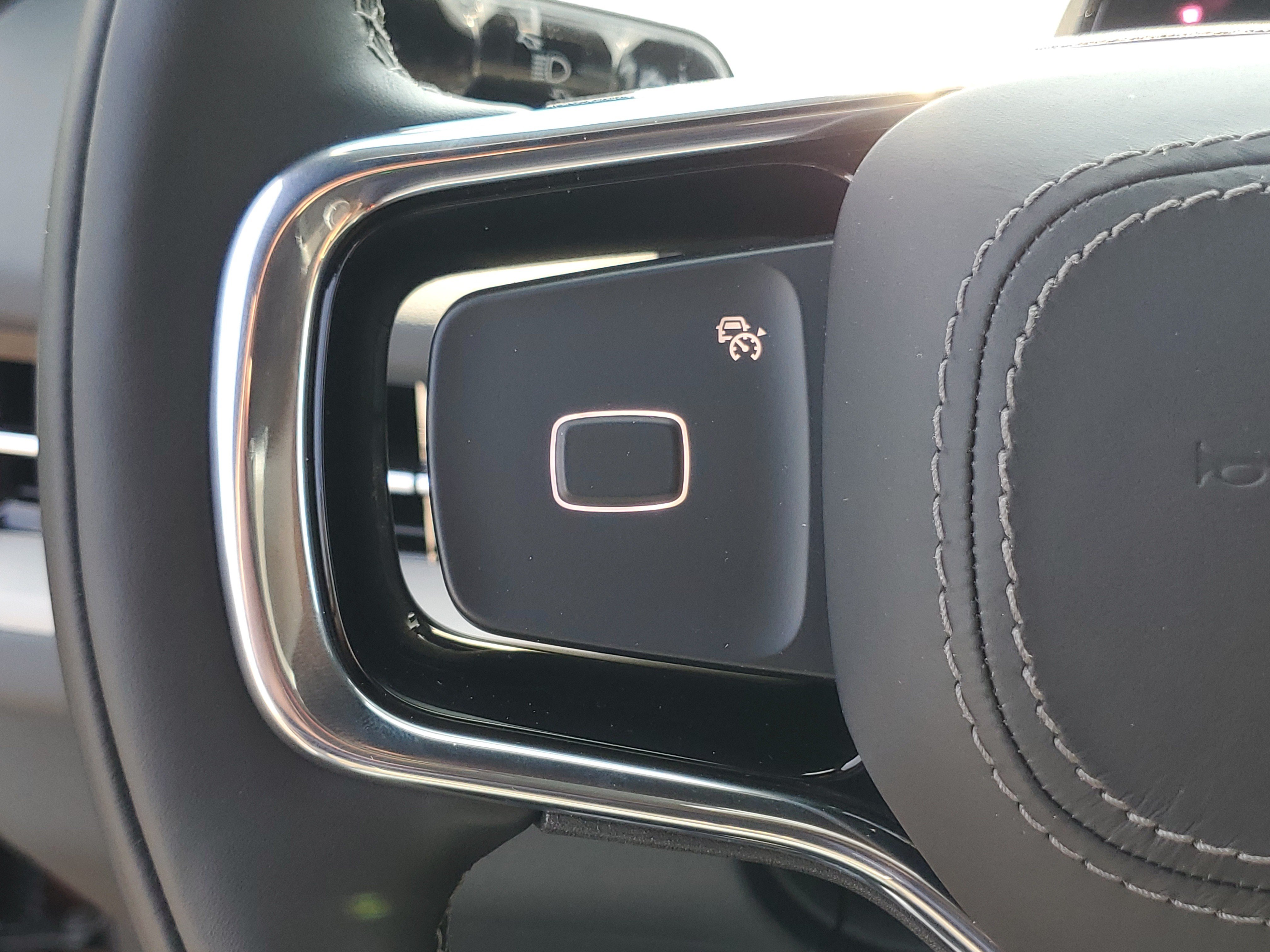New 2027 Lincoln Navigator Reserve w/ Jet Appearance Package AWD/4WD image 17