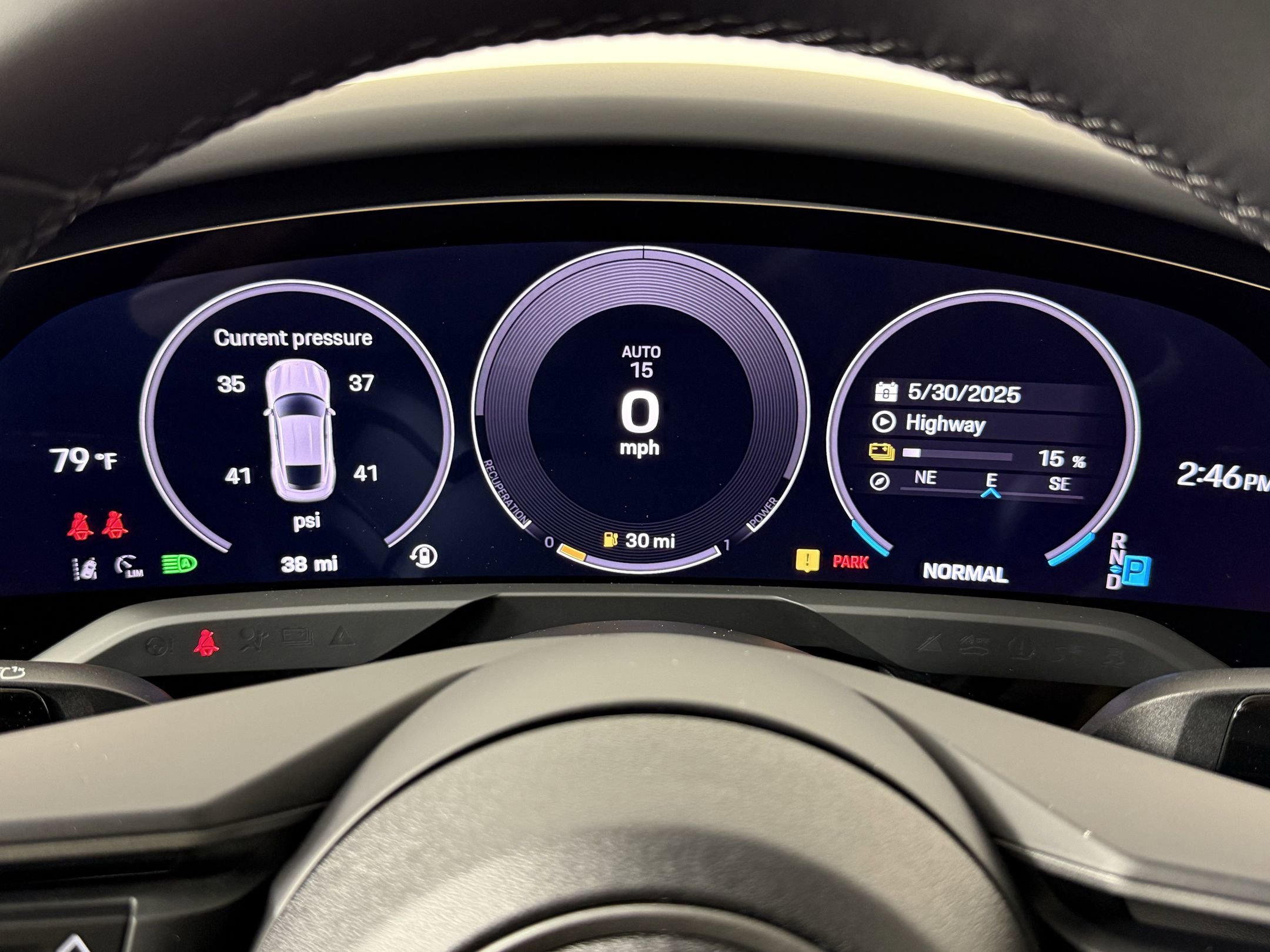 New 2025 Porsche Taycan image 21