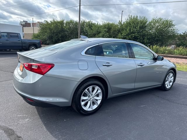 Used 2025 Chevrolet Malibu LT FWD image 5