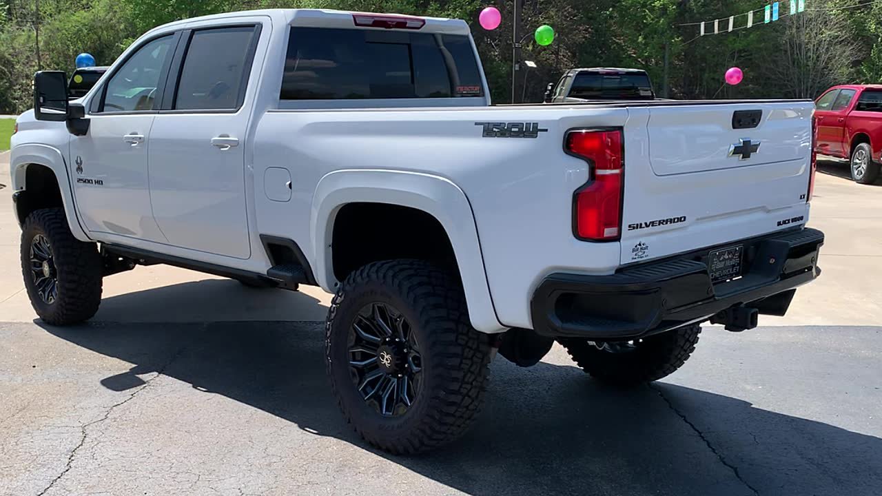 New 2025 Chevrolet Silverado 2500 LT w/ Trail Boss Package AWD/4WD image 3