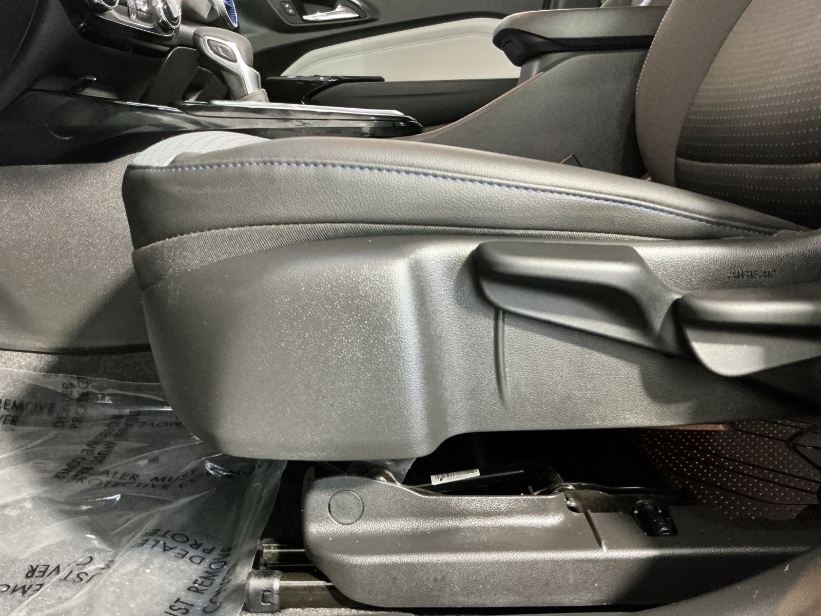 Used 2024 Chevrolet Trax LT FWD image 15
