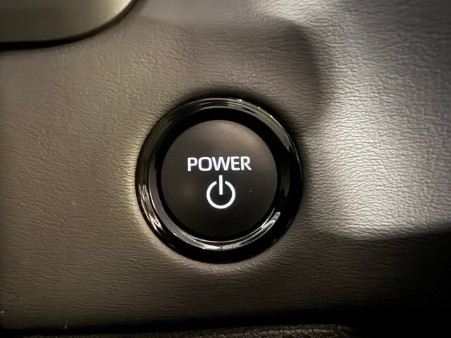 Used 2025 Toyota Tundra Platinum AWD/4WD image 17