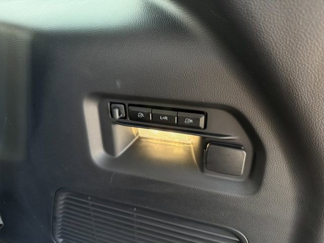 Used 2025 Ford Explorer Platinum w/ Ultimate Package image 51