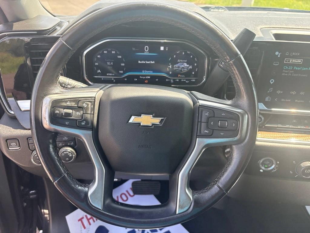Used 2022 Chevrolet Silverado 1500 LT AWD/4WD image 18
