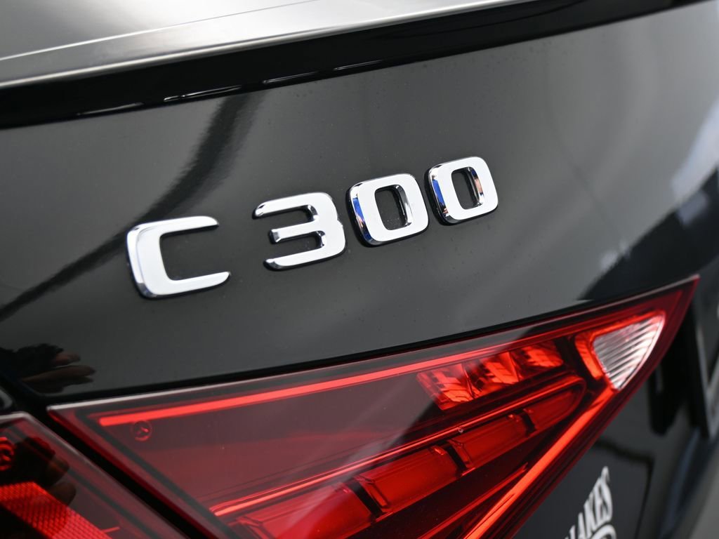 Used 2022 Mercedes-Benz C 300 Sedan w/ Exclusive Trim Package image 39
