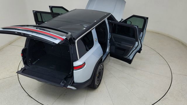Used 2025 Rivian R1S Adventure image 91