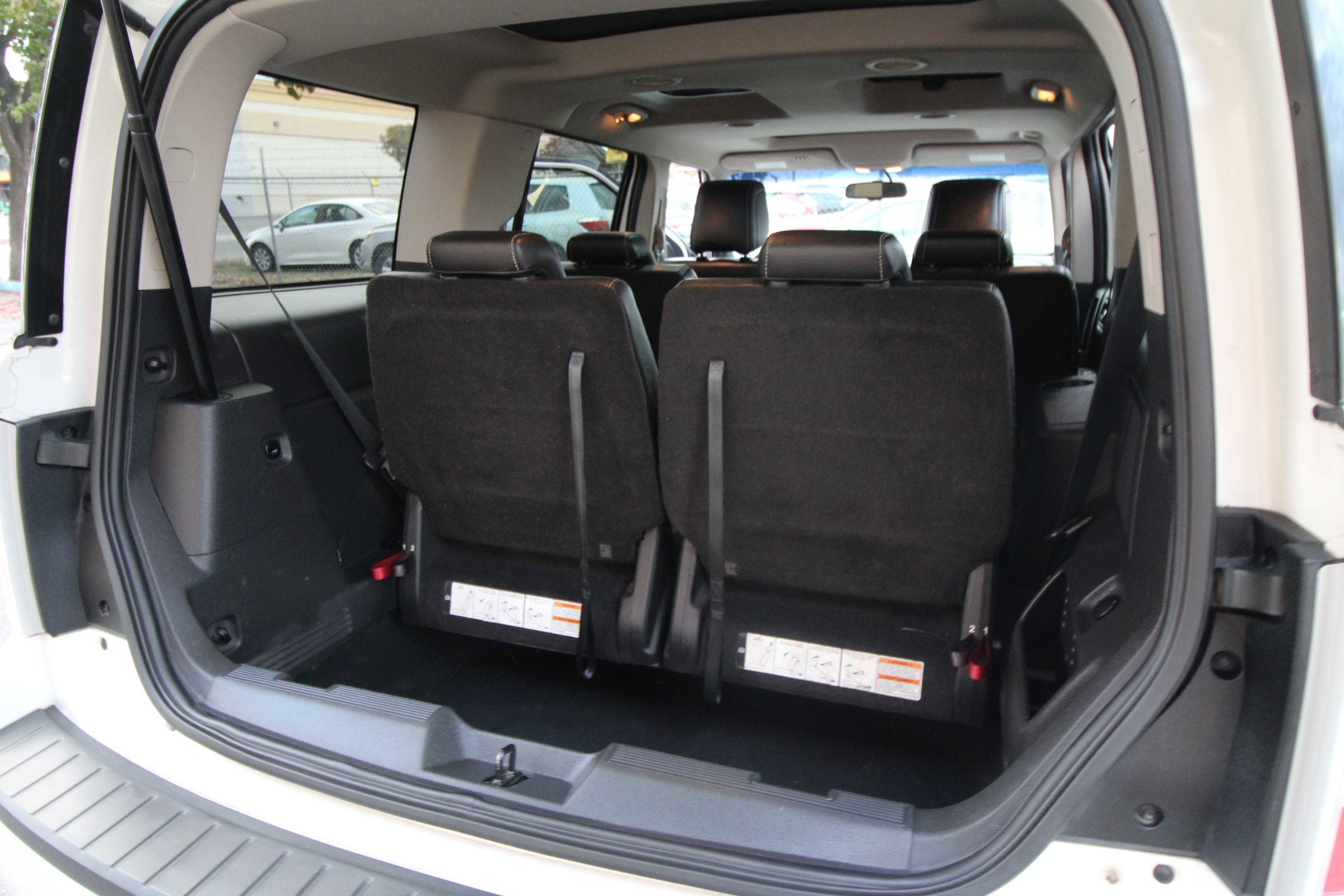 Used 2010 Ford Flex Limited image 32