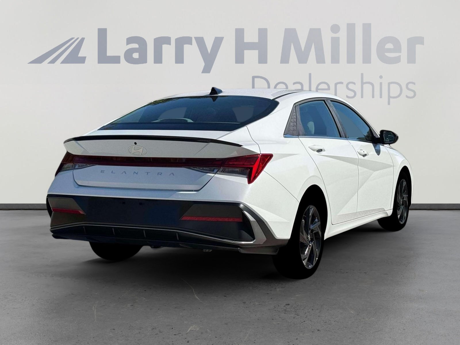 New 2026 Hyundai Elantra N Line FWD image 7