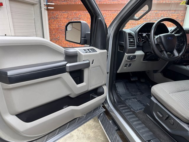 Used 2020 Ford F150 XLT w/ Equipment Group 302A Luxury image 9