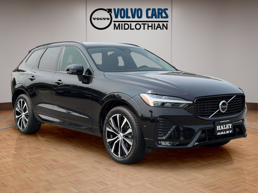 Used 2025 Volvo XC60 B5 Plus AWD/4WD image 1