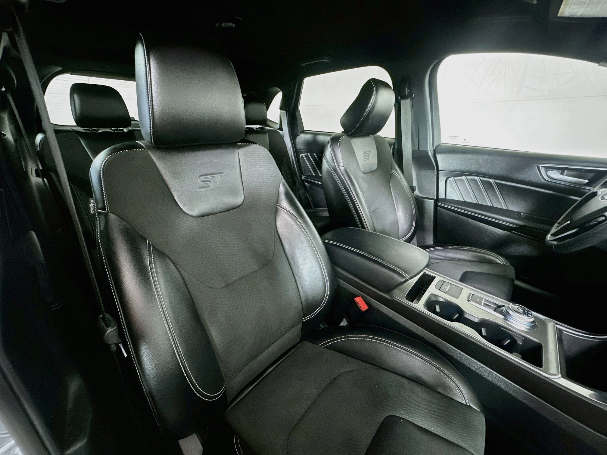 Used 2021 Ford Edge ST AWD/4WD image 26