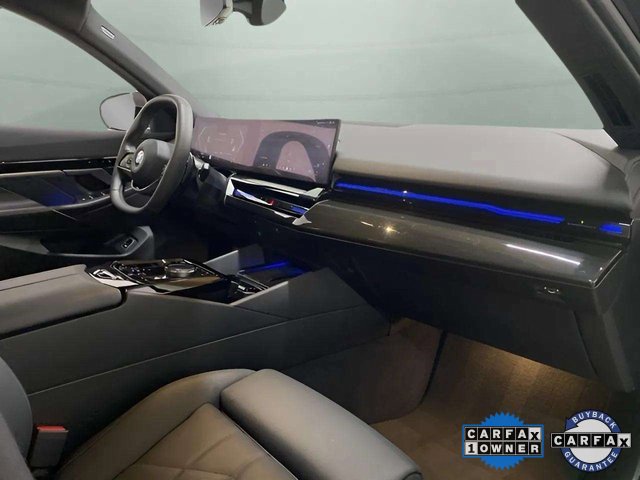 Used 2025 BMW 530i image 22