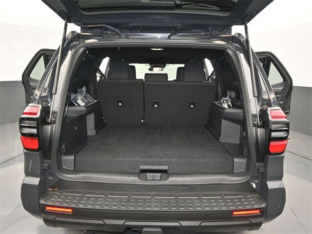 Used 2025 Toyota 4Runner TRD Off-Road image 12
