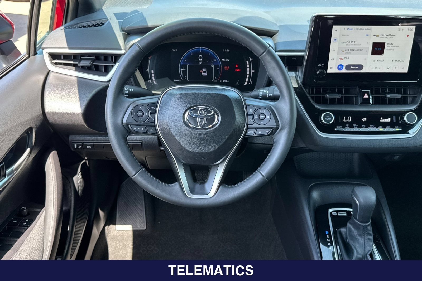 Used 2026 Toyota Corolla SE FWD image 15