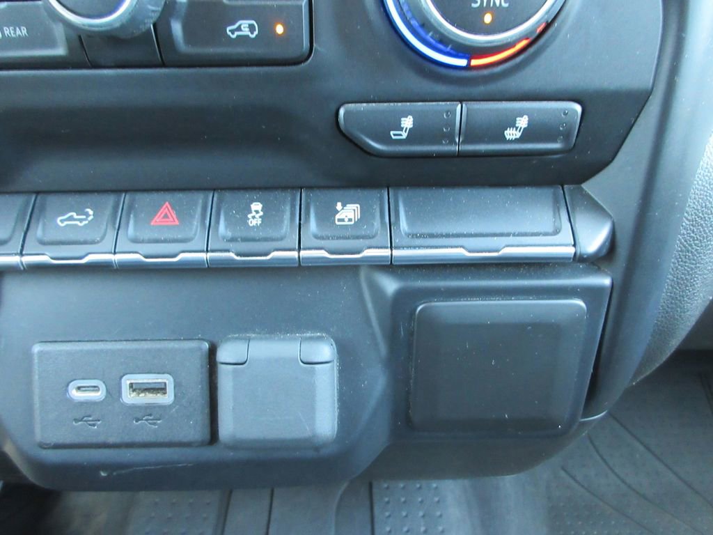 Certified 2019 Chevrolet Silverado 1500 LT w/ All-Star Edition AWD/4WD image 29