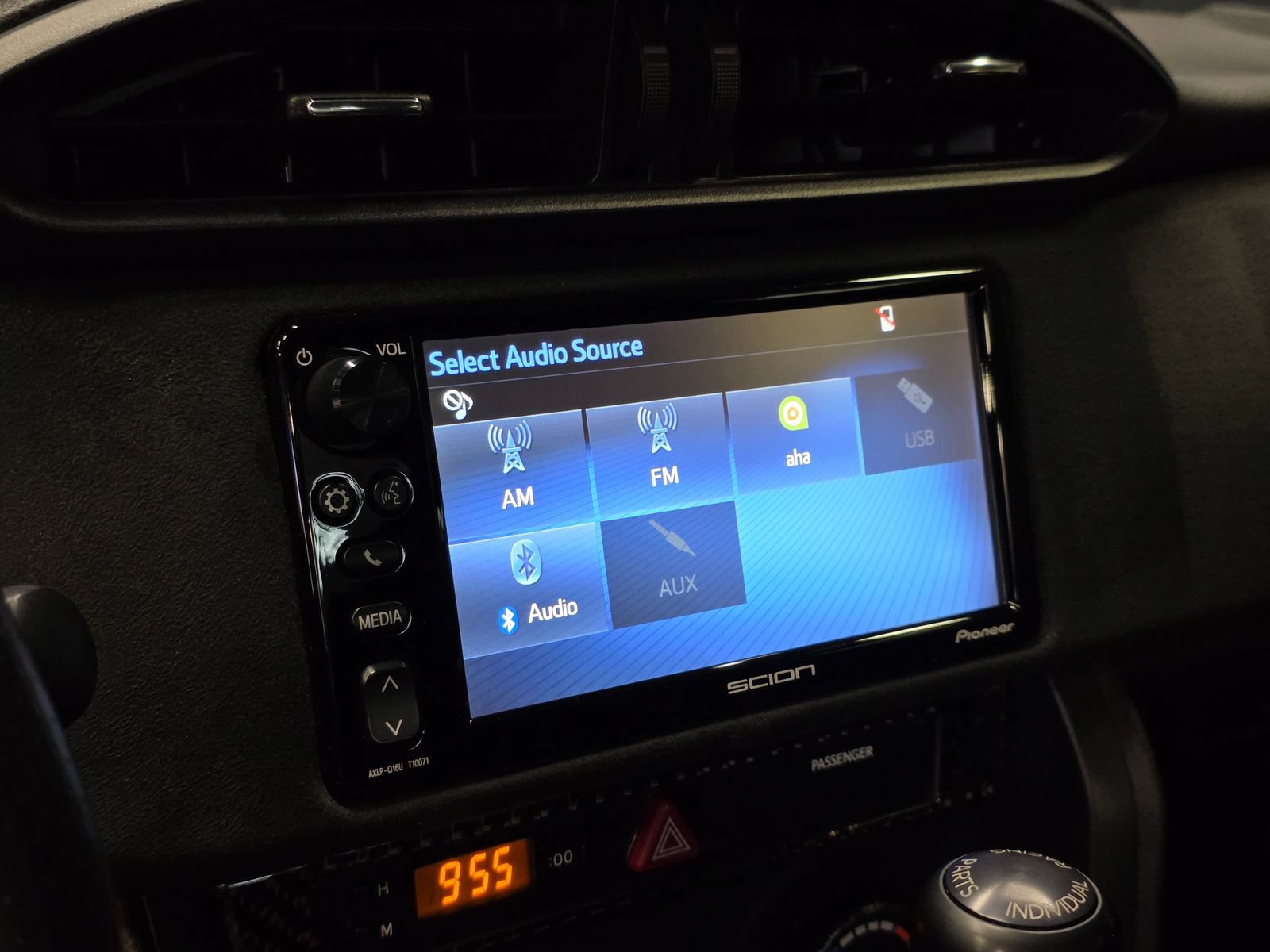 Used 2016 Scion FR-S RWD image 25