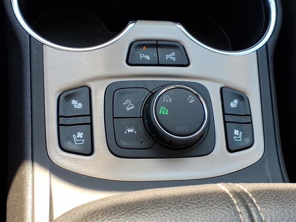 Certified 2023 GMC Terrain Denali w/ Black Diamond Edition image 21