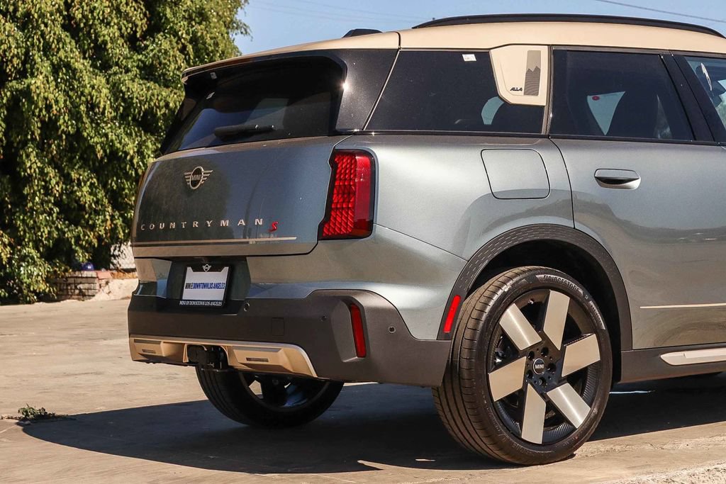 New 2027 MINI Cooper Countryman S w/ Comfort Package Max AWD/4WD image 11