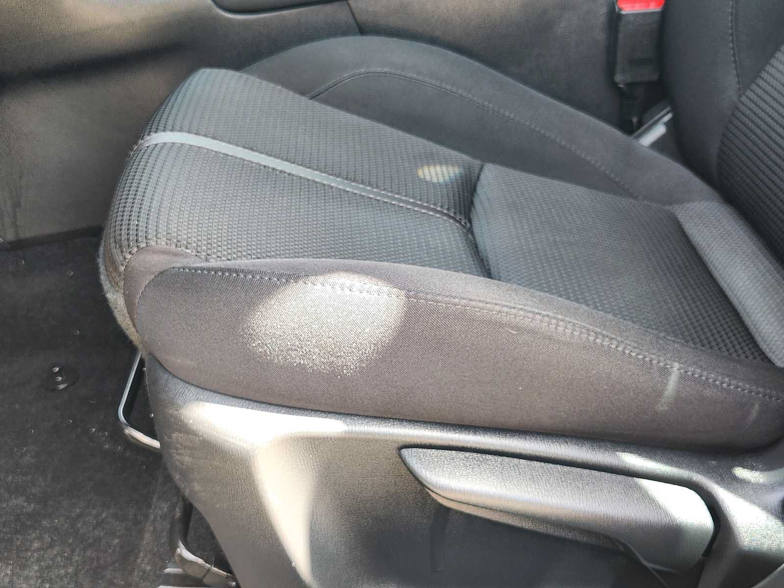 Used 2017 MAZDA MAZDA3 Sport w/ Preferred Equipment Package FWD image 23
