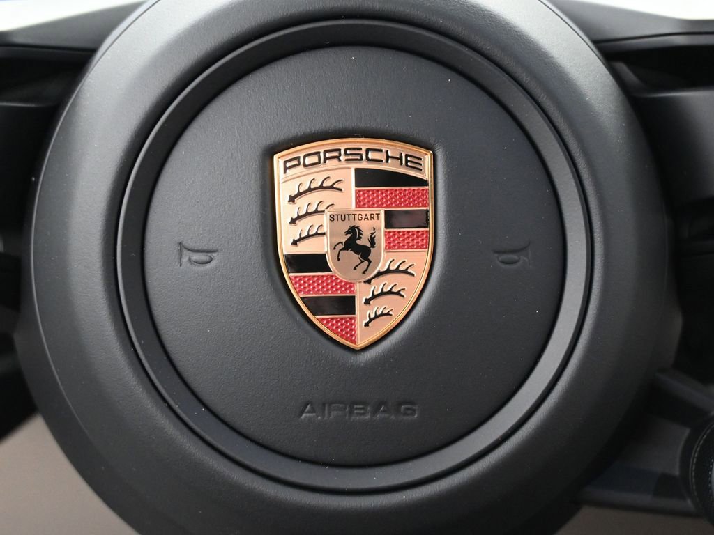 New 2025 Porsche Macan Electric RWD image 24