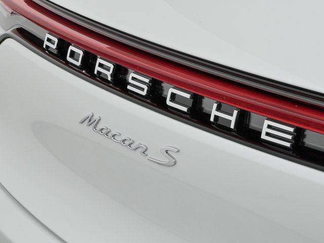 New 2026 Porsche Macan S AWD/4WD image 36