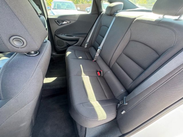 Used 2021 Chevrolet Malibu LS w/ Driver Confidence Package II image 16