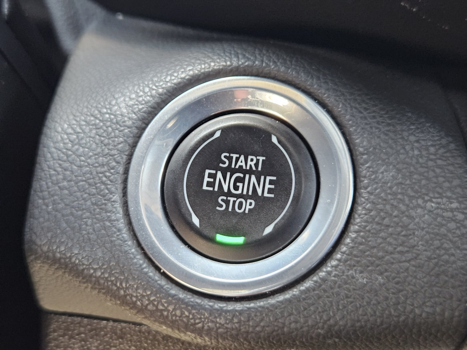Used 2023 Buick Envision Avenir FWD image 25
