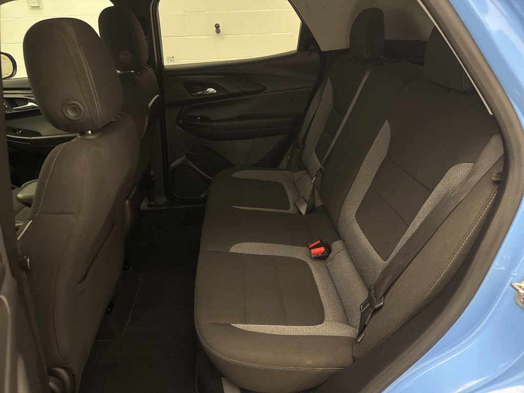 Used 2024 Chevrolet TrailBlazer LS w/ LS Convenience Package image 31
