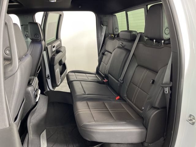 Used 2024 Chevrolet Silverado 2500 High Country w/ High Country Premium Package AWD/4WD image 47