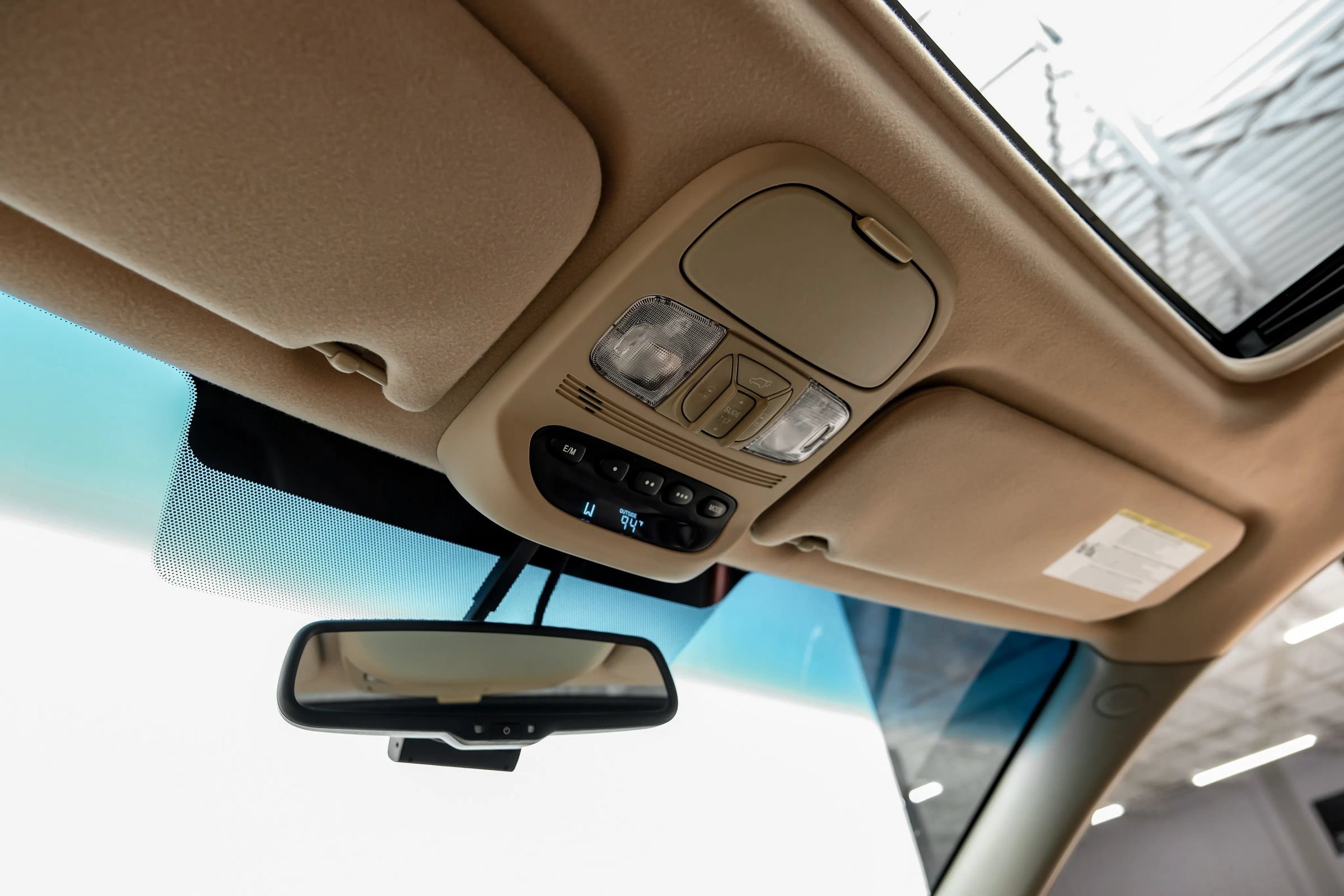 Used 2010 Toyota Sienna XLE Limited FWD image 38