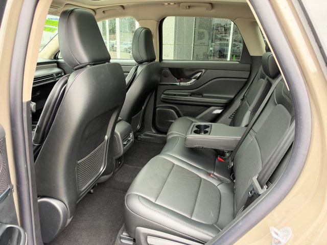 Used 2025 Lincoln Corsair Grand Touring w/ Jet Appearance Package AWD/4WD image 17