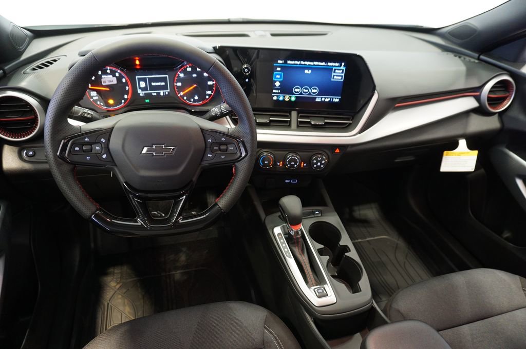 New 2026 Chevrolet Trax RS image 13