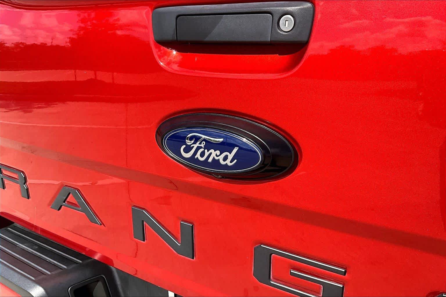 Used 2019 Ford Ranger XLT w/ Equipment Group 301A Mid RWD image 29